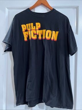 Men's Black Pulp Fiction Graphic Short-Sleeve Tee